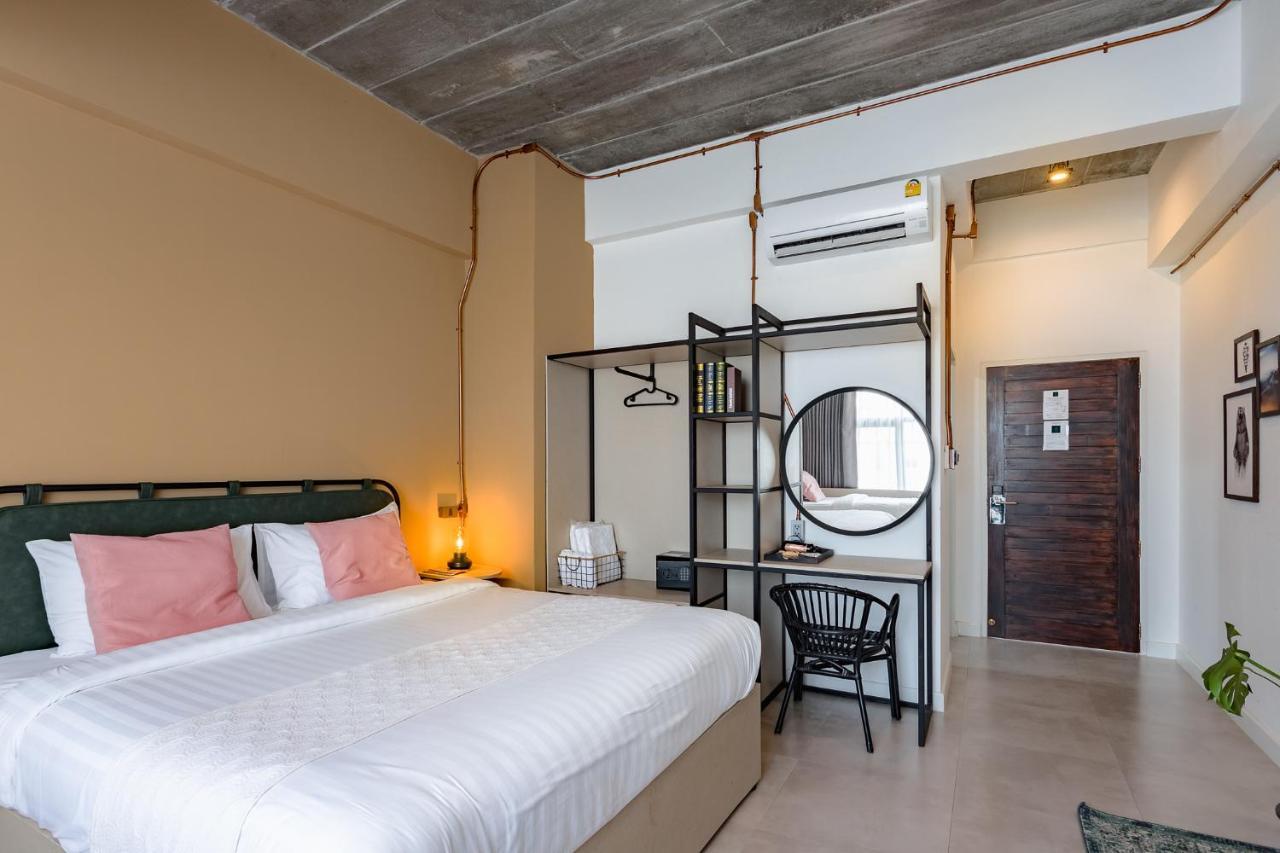 Hotel The Wood Surin Exterior foto
